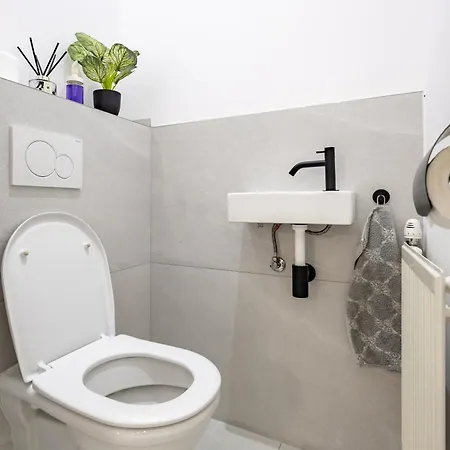 Adm Modern Place - Coffee, Wifi, Ac, Tv Apartment Bratislava