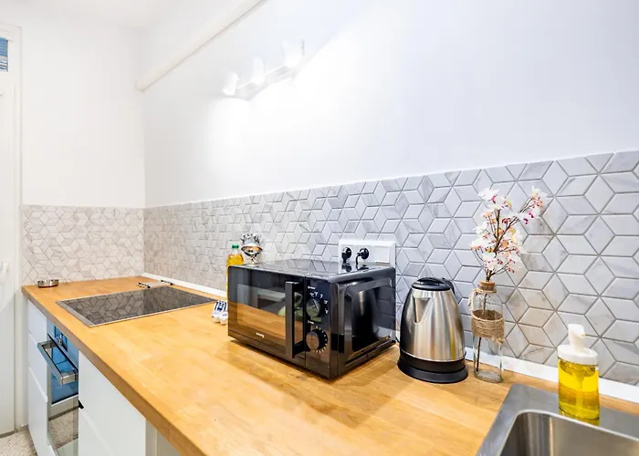 Adm Central Modern Place - Wifi, Ac, Tv *