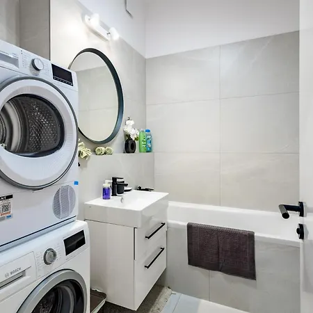 شقة Adm Modern Place - Coffee, Wifi, Ac, Tv براتسيلافا