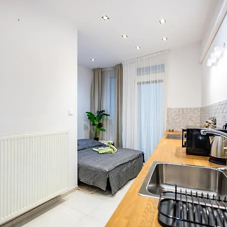 Adm Central Modern Place - Wifi, Ac, Tv ブラチスラヴァ