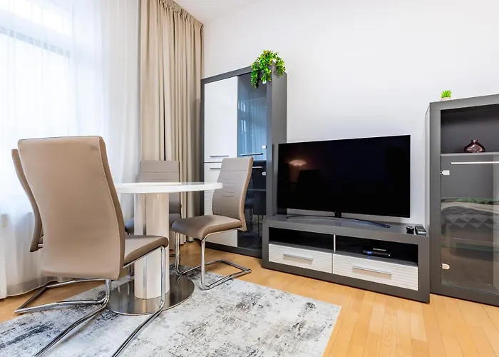 شقة Adm Modern Place - Coffee, Wifi, Ac, Tv براتسيلافا